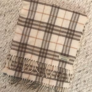 Burberry plaid scarf